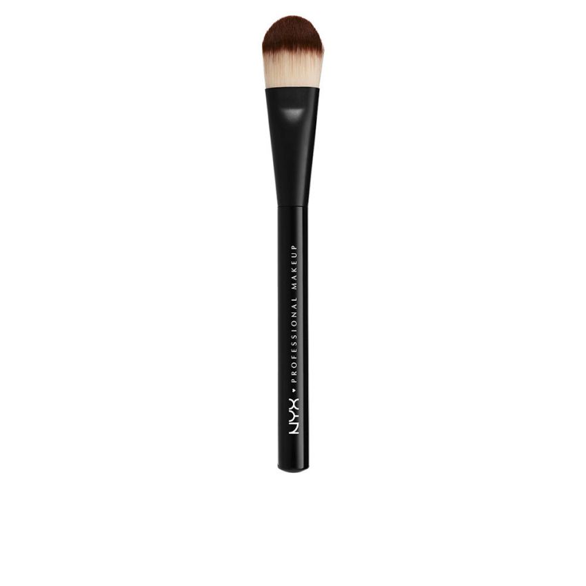 Pro Flat Foundation Brush - 22 G
