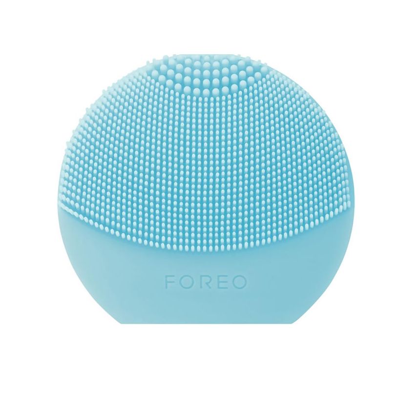Foreo Luna Play Plus Portable Facial Cleasing Brush Mint